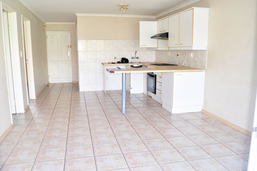 To Let 2 Bedroom Property for Rent in Pinelands Western Cape